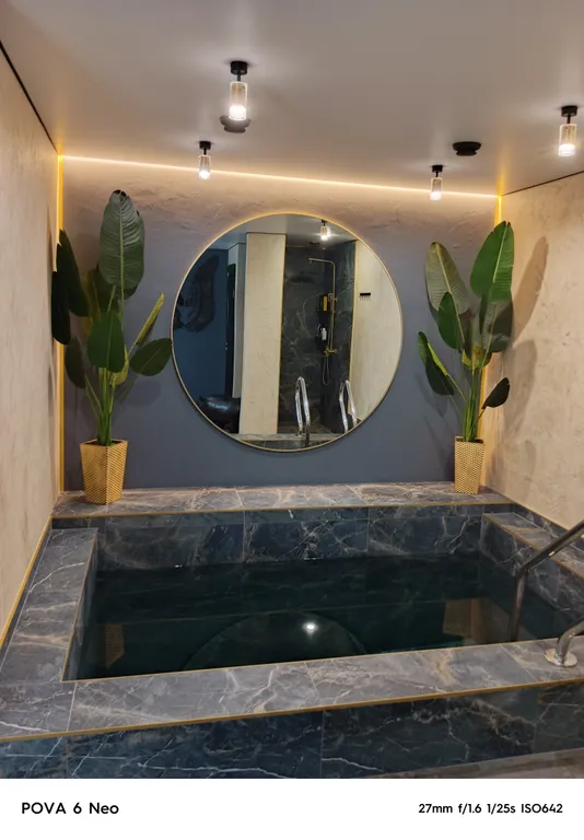 Новые двухэтажные апартаменты с бассейном и сауной