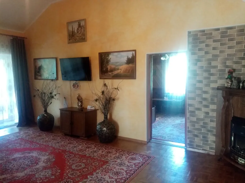 6-комнатный Дом