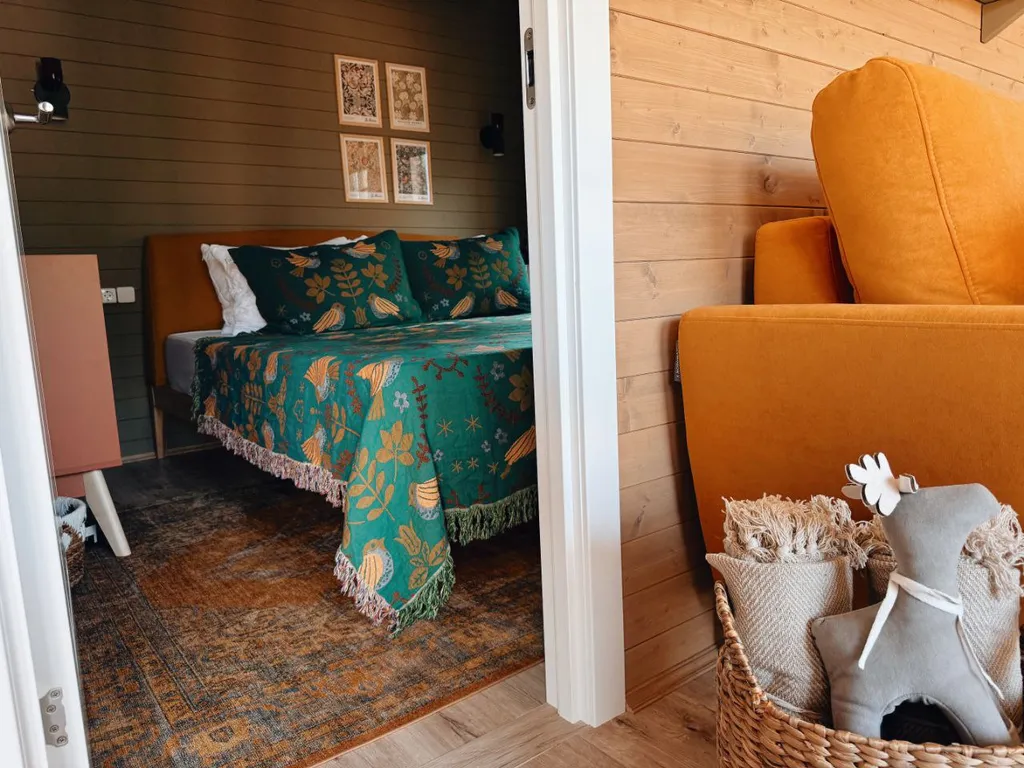 Дом Тишина в горах с горячей купелью на берегу живописной реки