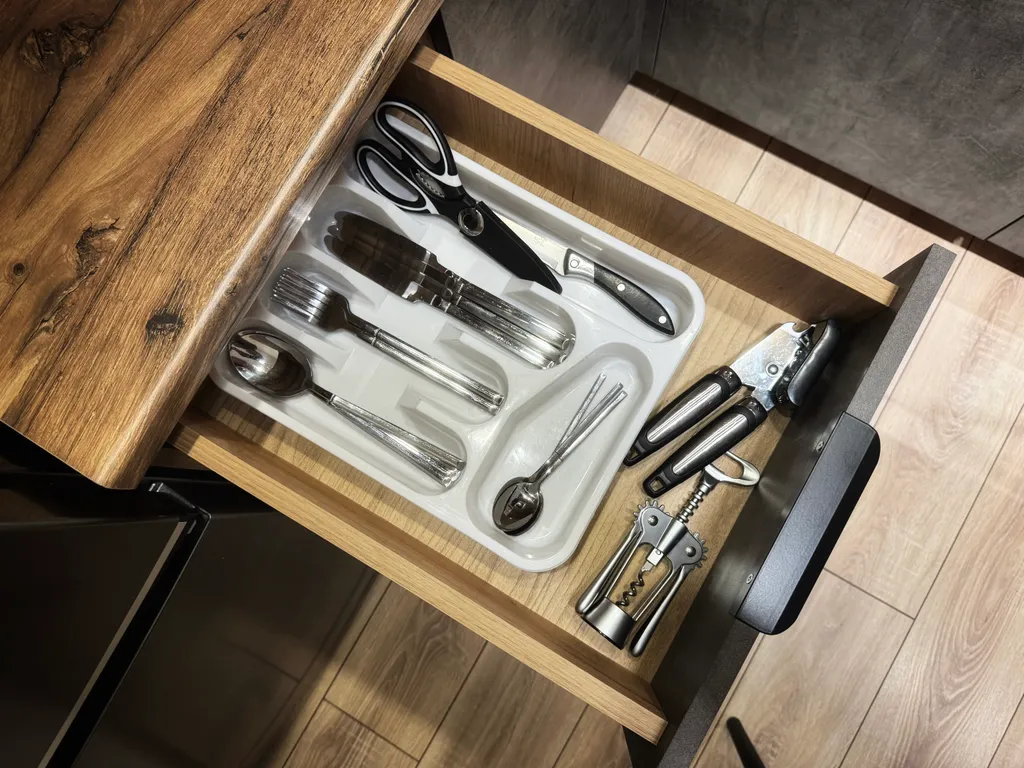 Квартира Квартира Просторная евродвушка с двумя Smart-TV в Прованс — Новосибирск