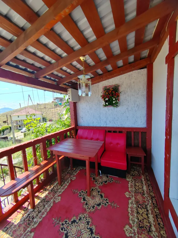 2 комнатная квартира с балконом