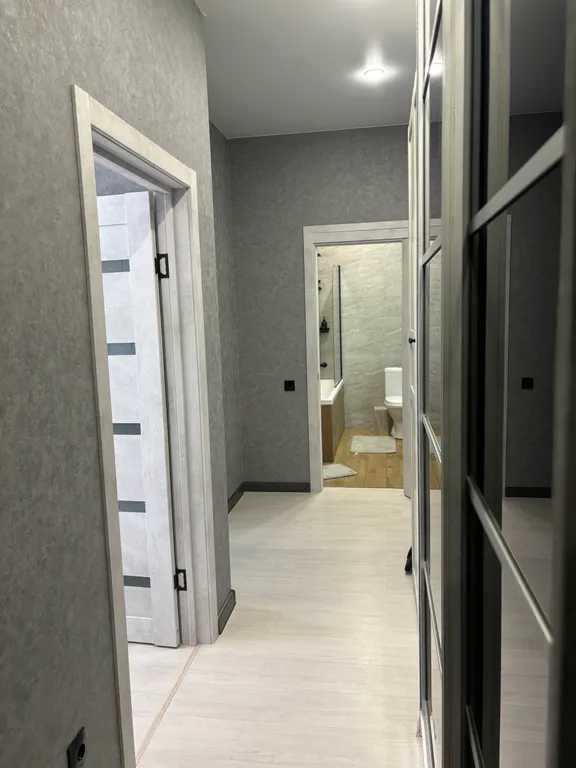 Новая квартира с крутым ремонтом рядом с трассой