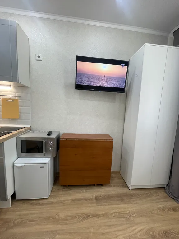 Светлая студия со свежим ремонтом