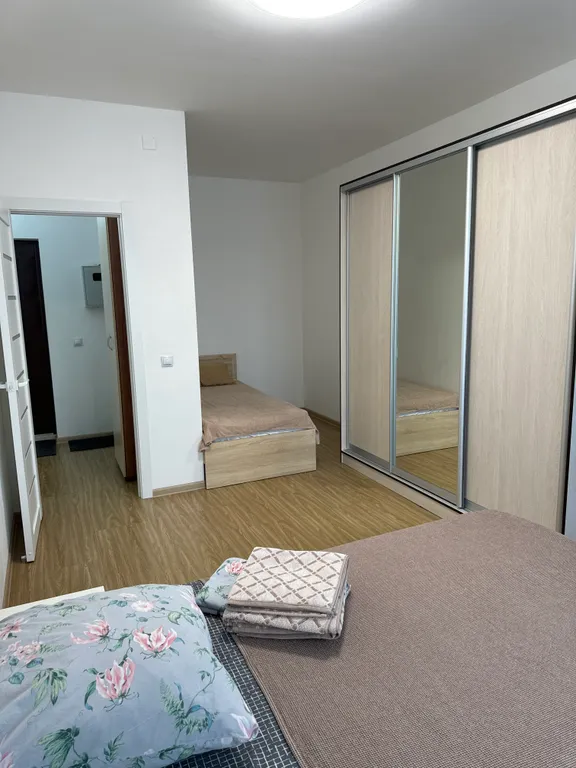 Квартира недалеко от центра, возле больниц и парка культуры и отдыха