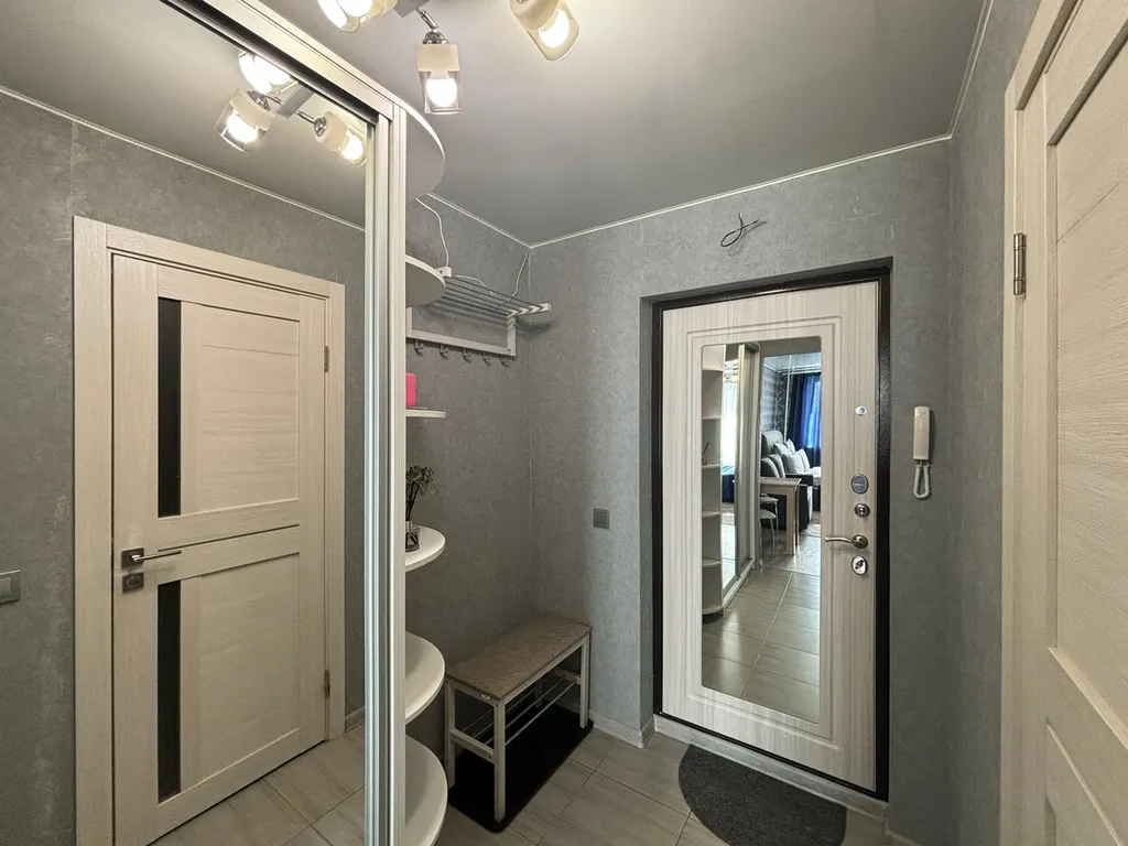 Уютная студия с красивым видом на город