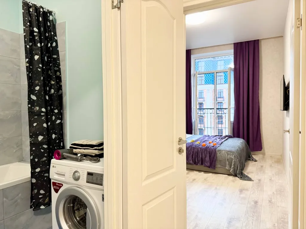 Двухкомнатная квартира с балконом в Лайково