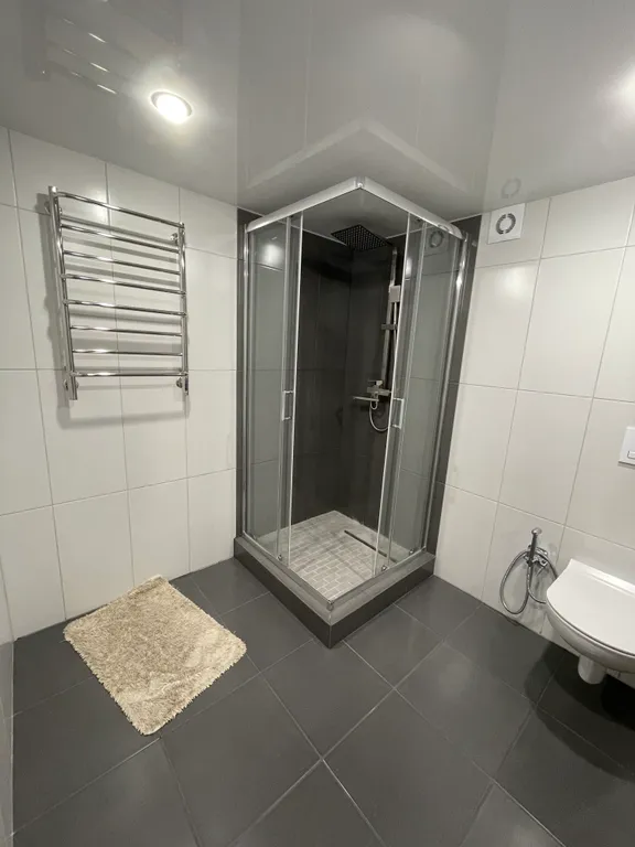 Новая, чистая двухуровневая квартира на берегу реки Волга