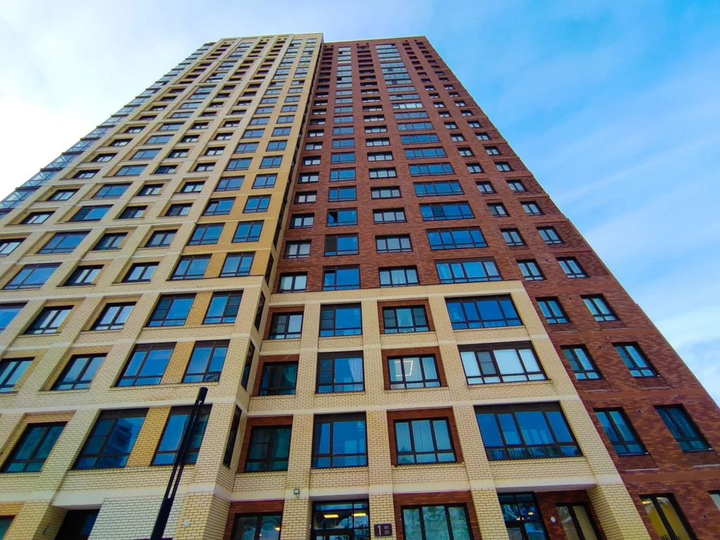 Двухкомнатная студия с красивым видом на город