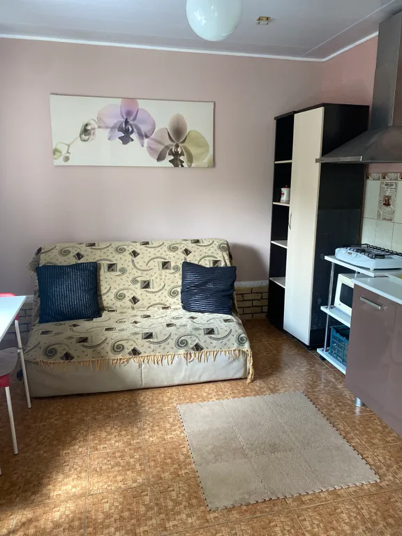 Коттедж Уютный домик со своей кухней и всеми удобствами — Феодосия