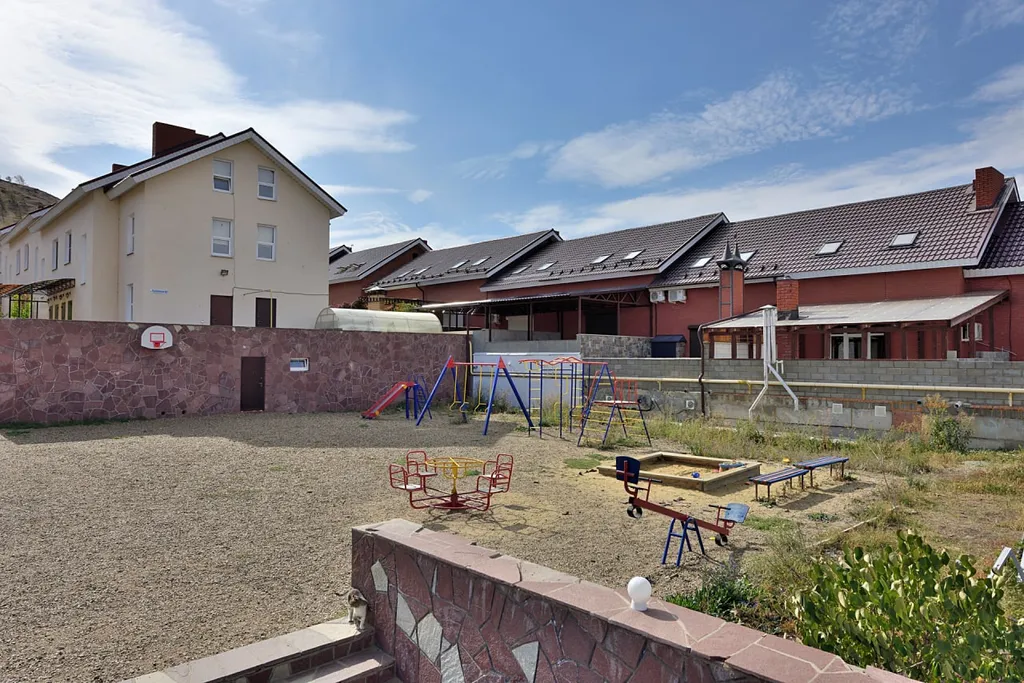 Таунхаус на озере Банном