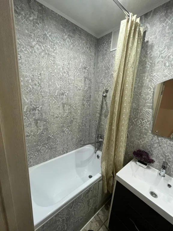 Однокомнатная квартира рядом с Волгой