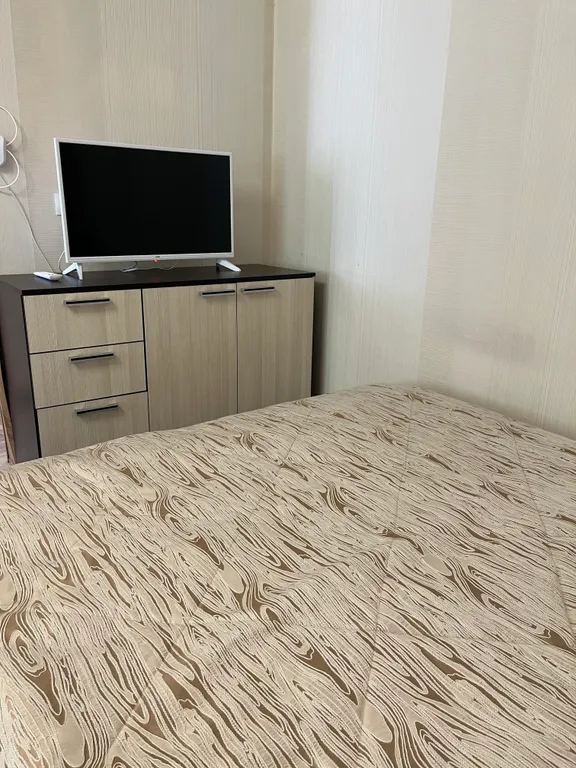 Квартира у института