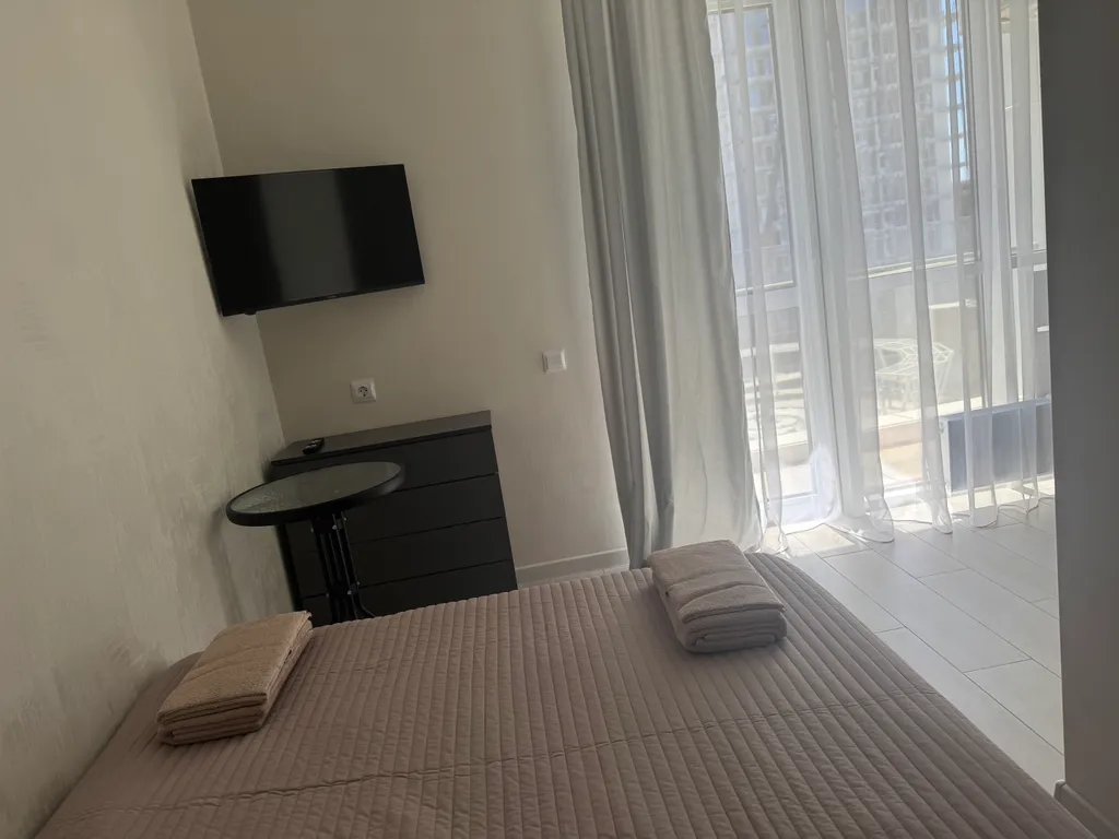 Студия 90 с видом на море