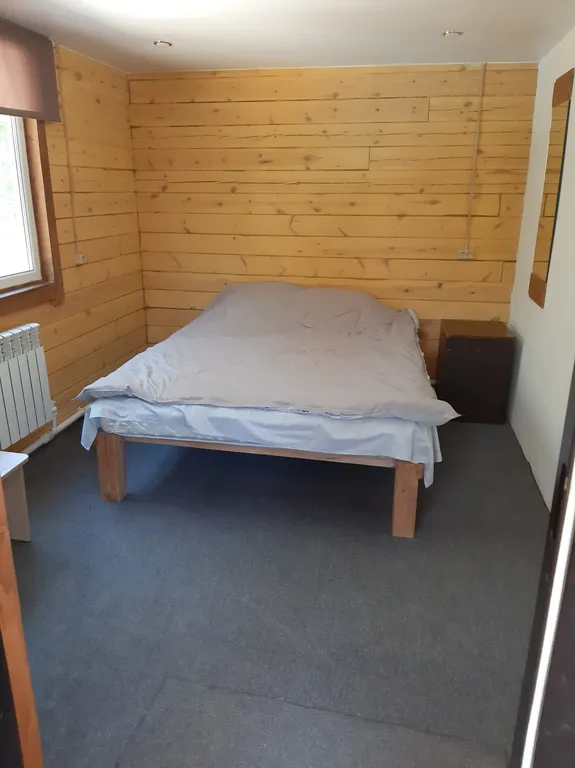 Коттедж Уютный этаж из трех номеров с видом на лес — аренда посуточно в Горячинск