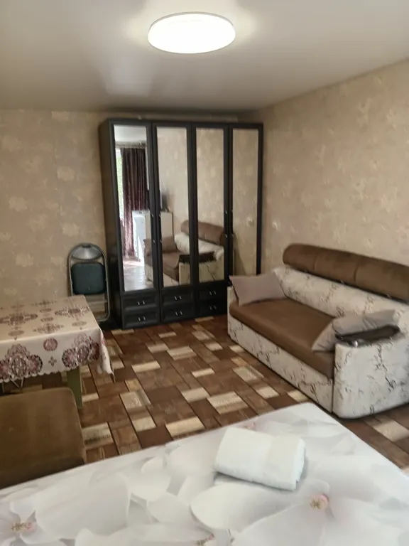 Комната в золотом квадрате Западного