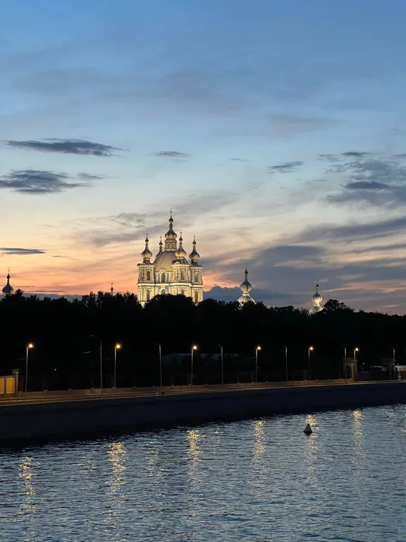 Квартира Квартира у Смольного — Санкт-Петербург