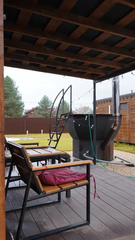 Коттедж Уютный домик в лесу — Новая