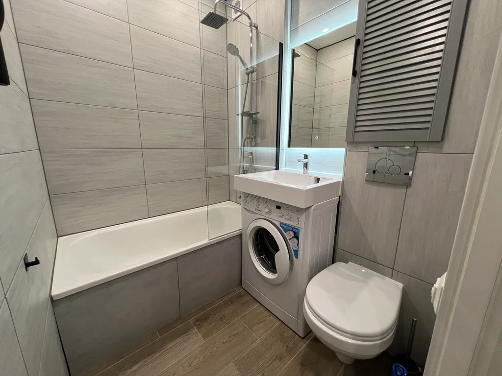 Однокомнатная квартира в центре города и видом на горы