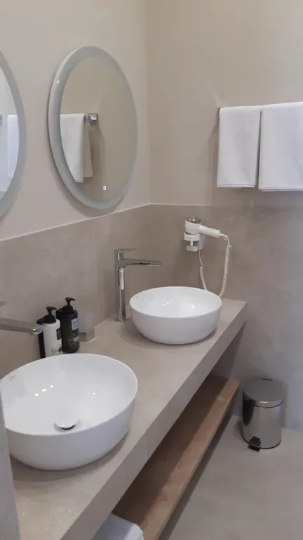 Двухместный однокомнатный люкс с видом на море