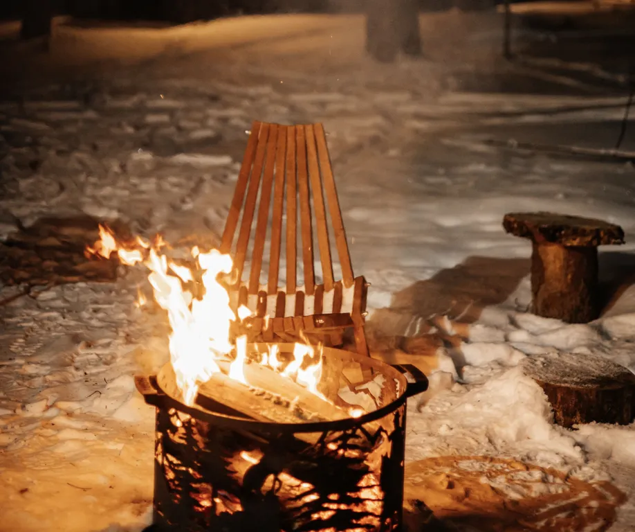 Домик на берегу Горьковского водохранилища