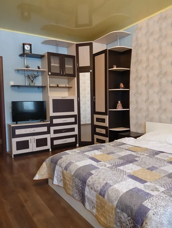 Уютная квартира близко к 76 дивизии — аренда посуточно в Псков