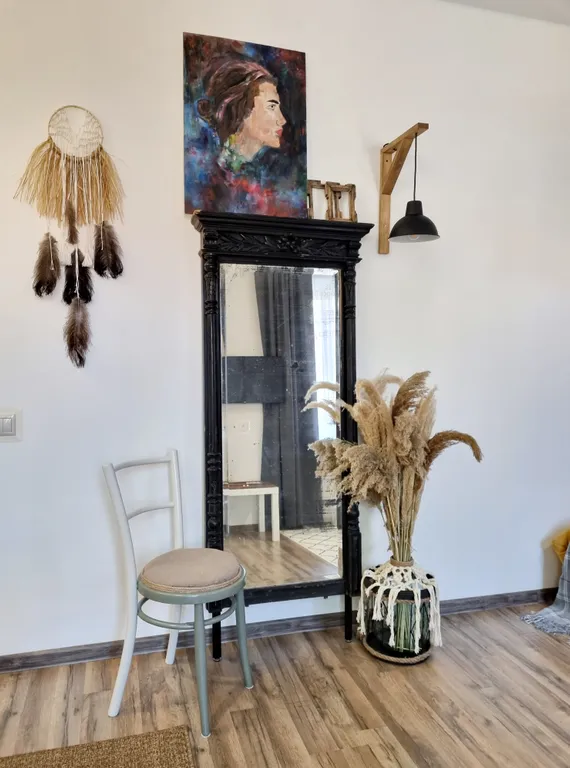 Большая 2-комнатная квартира в центре города с зонами для  фотографий