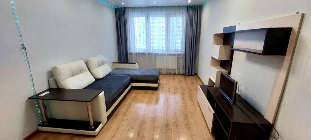 Отличная квартира — аренда посуточно в Киров