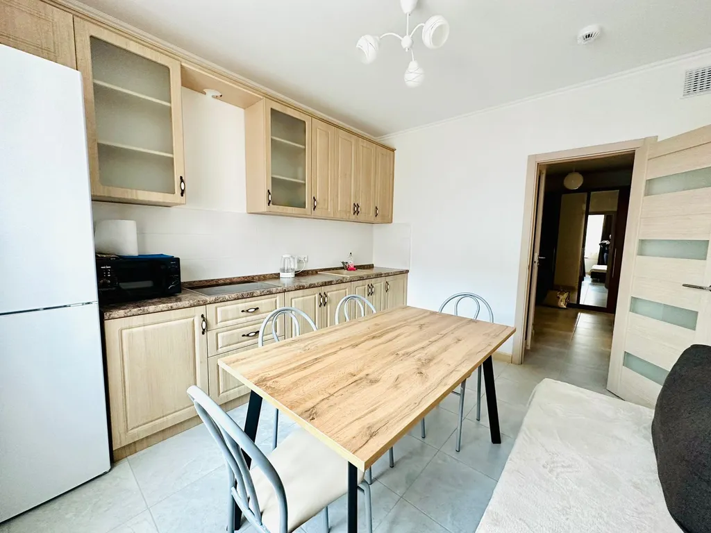 Вместительная двух комнатная квартира