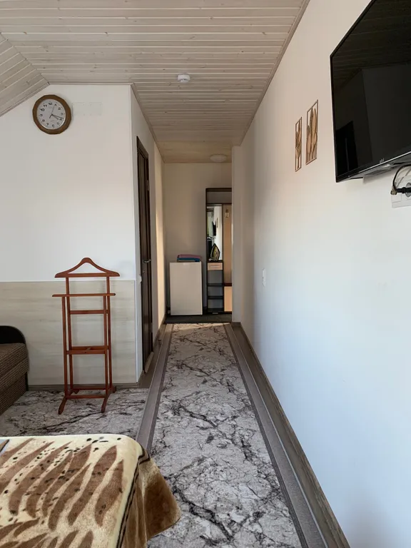 Трехместный  семейный номер (восточный) с диванчиком