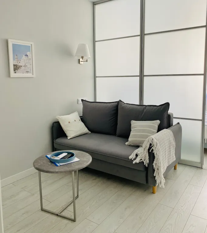 Море через дорогу