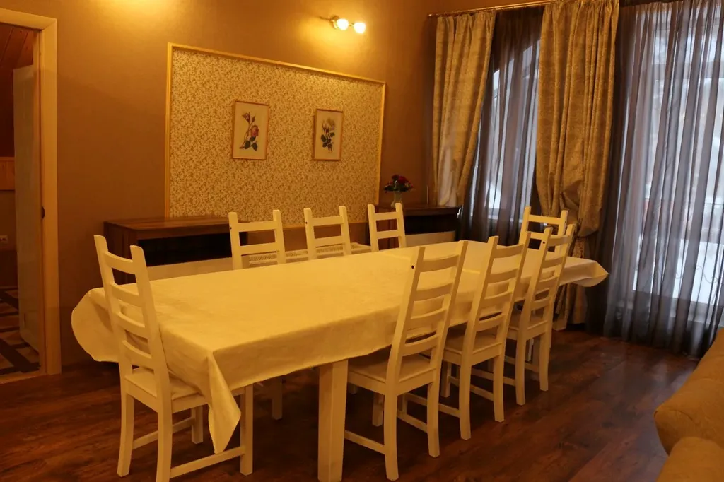 Квартира 4-комнатная Квартира — Воскресенское