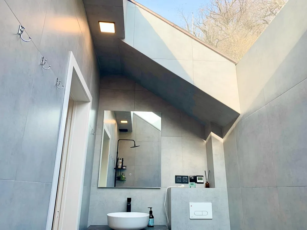 Дом с шикарным видом на горы, с теплым бассейном и баней на дровах