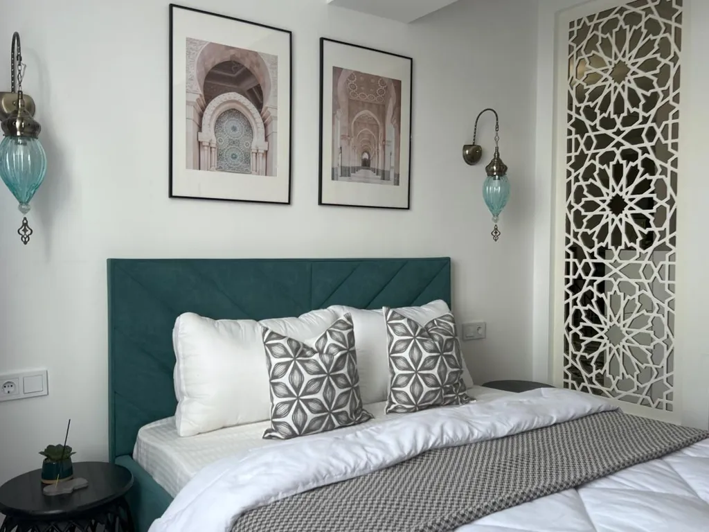 Восточный стиль, золотой квадрат алматы