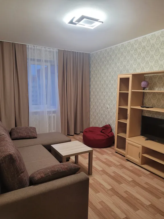 Трёхкомнатные апартаменты у Ледового