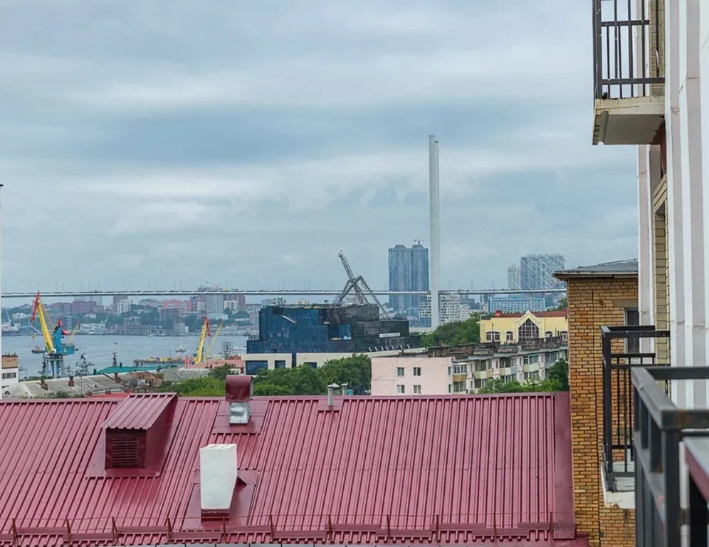 Студия с видом на море в новом доме недалеко от центра