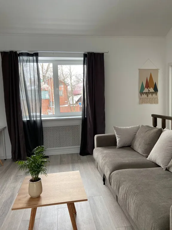 Коттедж Домик с яблонями — Москва