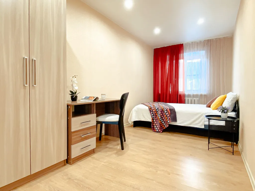 Квартира 2-комнатные апартаменты у вокзала — аренда посуточно в Вологда