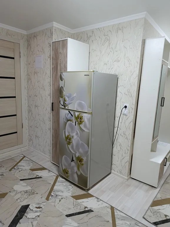 Шикарная двухкомнатная квартира с видом на озеро