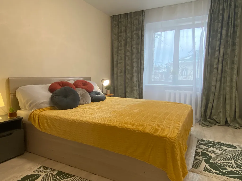 2-х комнатная квартира с балконом У Башни