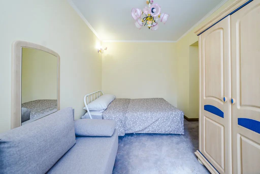 Коттедж Дом на юге Москвы с бассейном и сауной — Москва