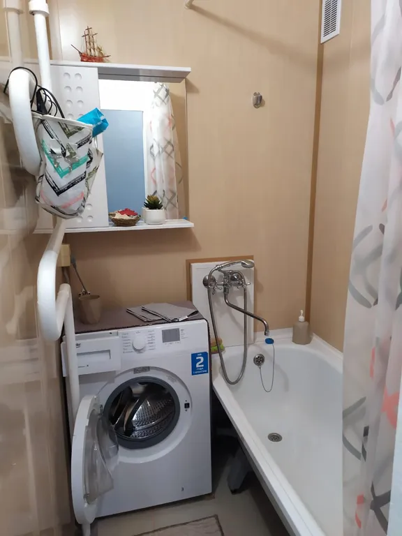 Квартира 2-комнатная Квартира — Кировск