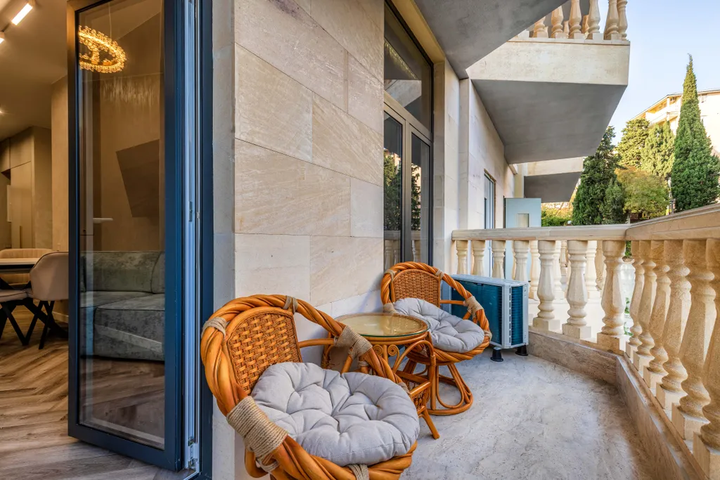 Люкс с дизайнерским ремонтом в центре Ялты