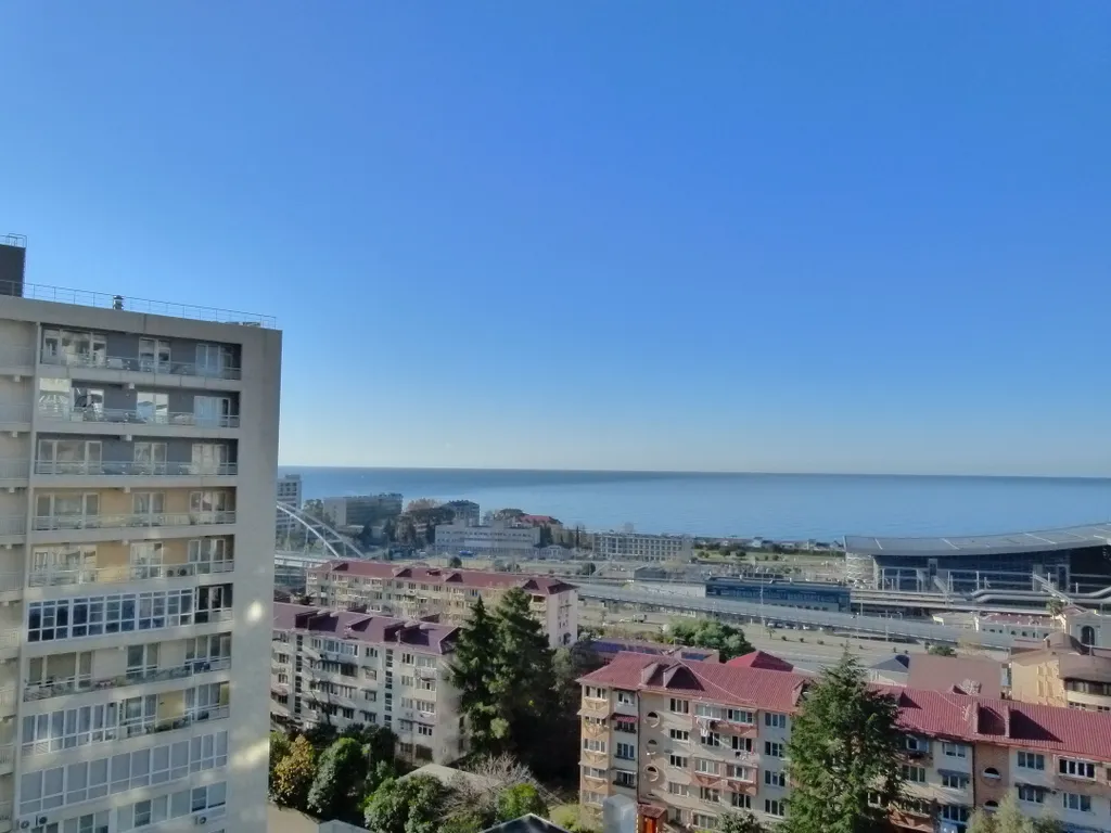 Большая квартира с видом на море рядом с жд вокзалом