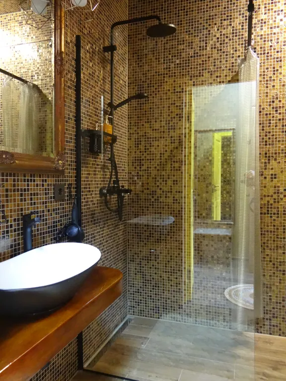 AmbeRoom с видом на Старую башню