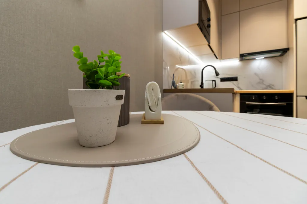 Квартира-студия с дизайнерским ремонтом в новом доме