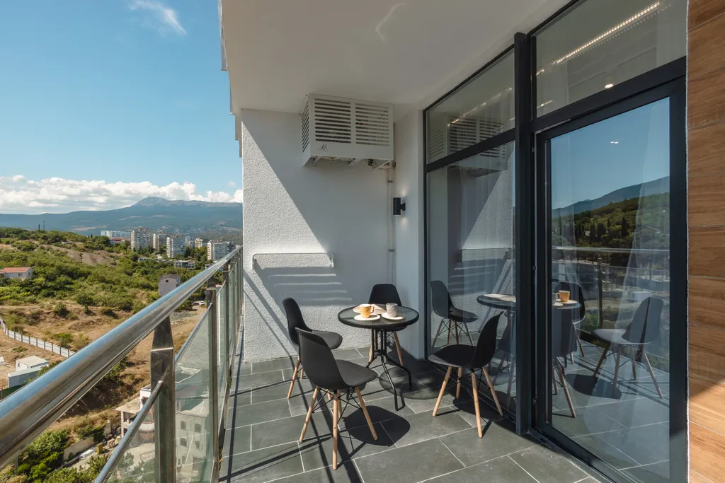 Апартамент Sun Paradise с видом на море и горы