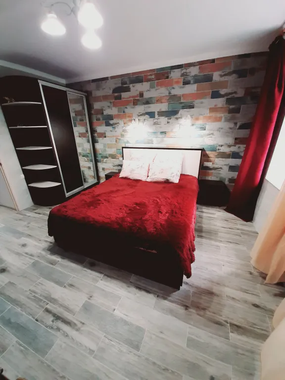 Трехкомнатная квартира в центре