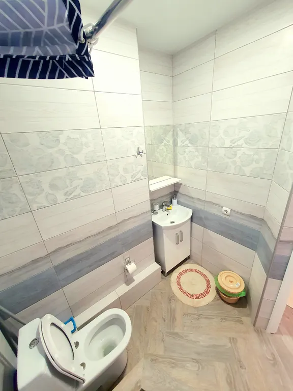 Комфортный номер с террасой и с видом на озеро