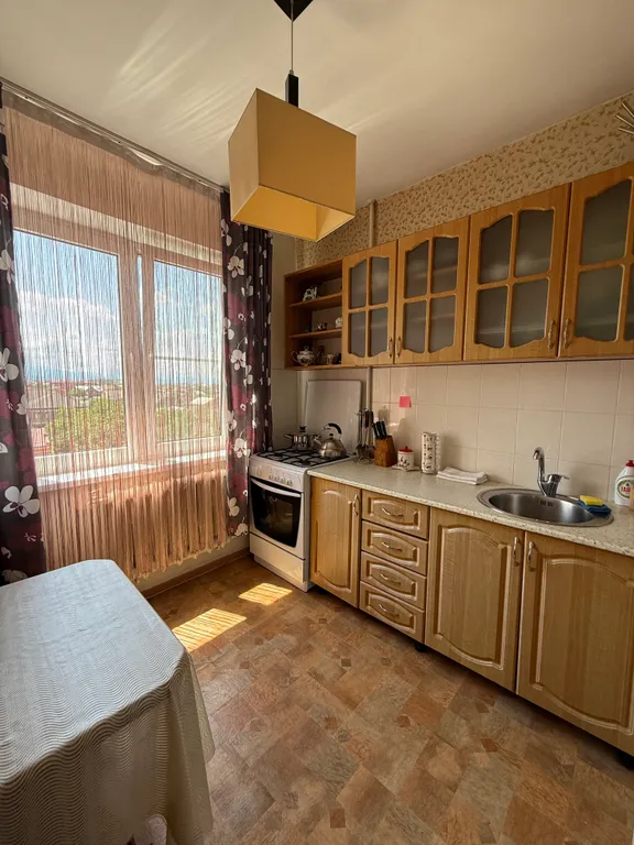 Квартира с видом на горы в центре