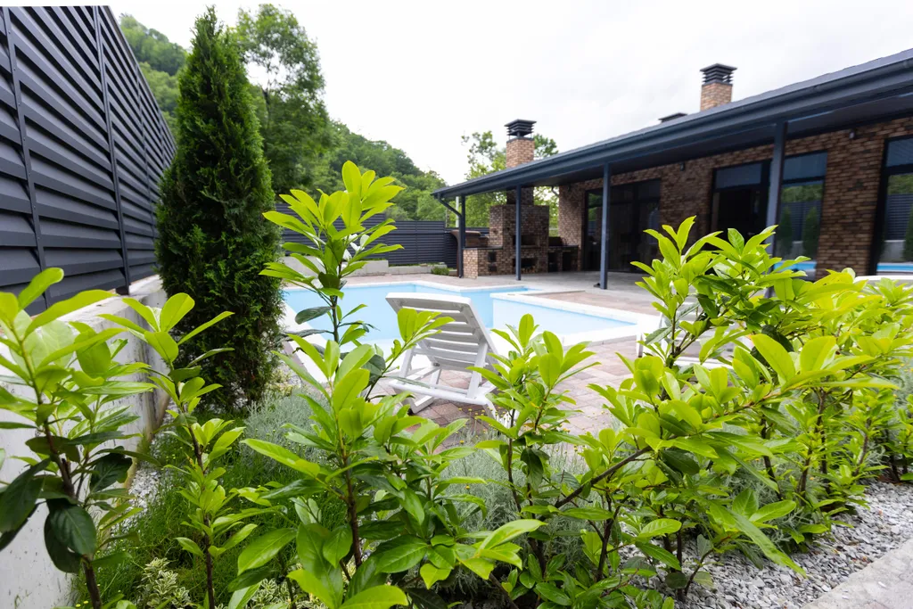 Уединенная вилла в окружении гор на Черноморском побережье